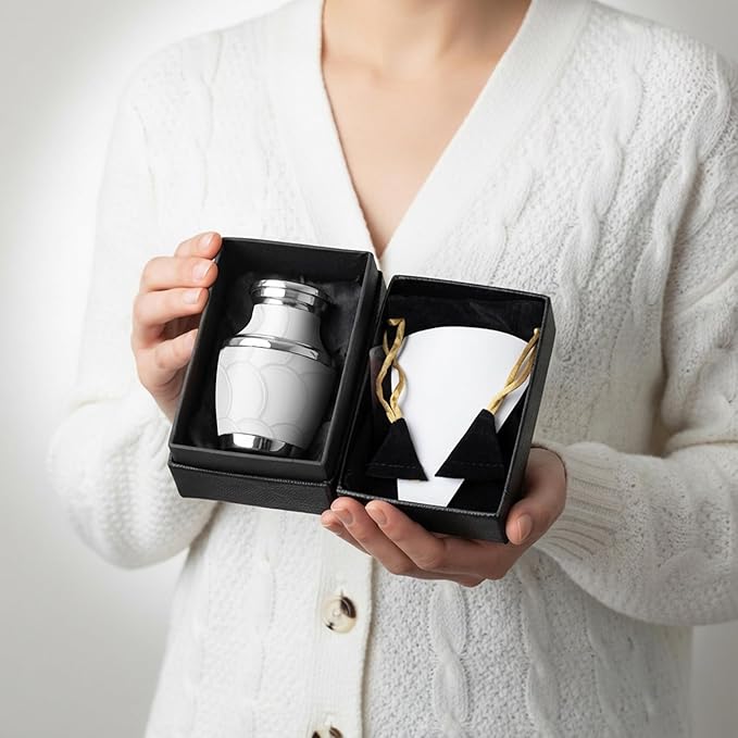 Small Keepsake Cremation Urn for Human Ashes